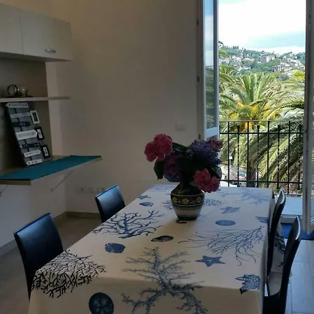 Blurapallo Apartment *